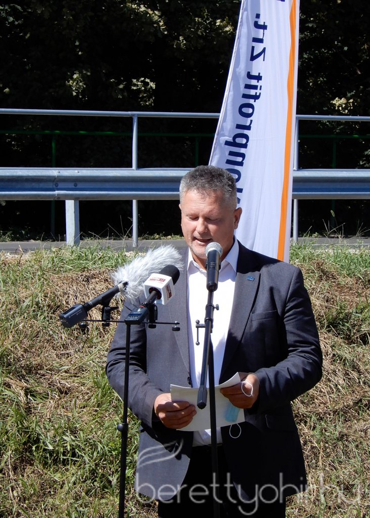 megújult az 47-es főút szentmártoni szakasza 12